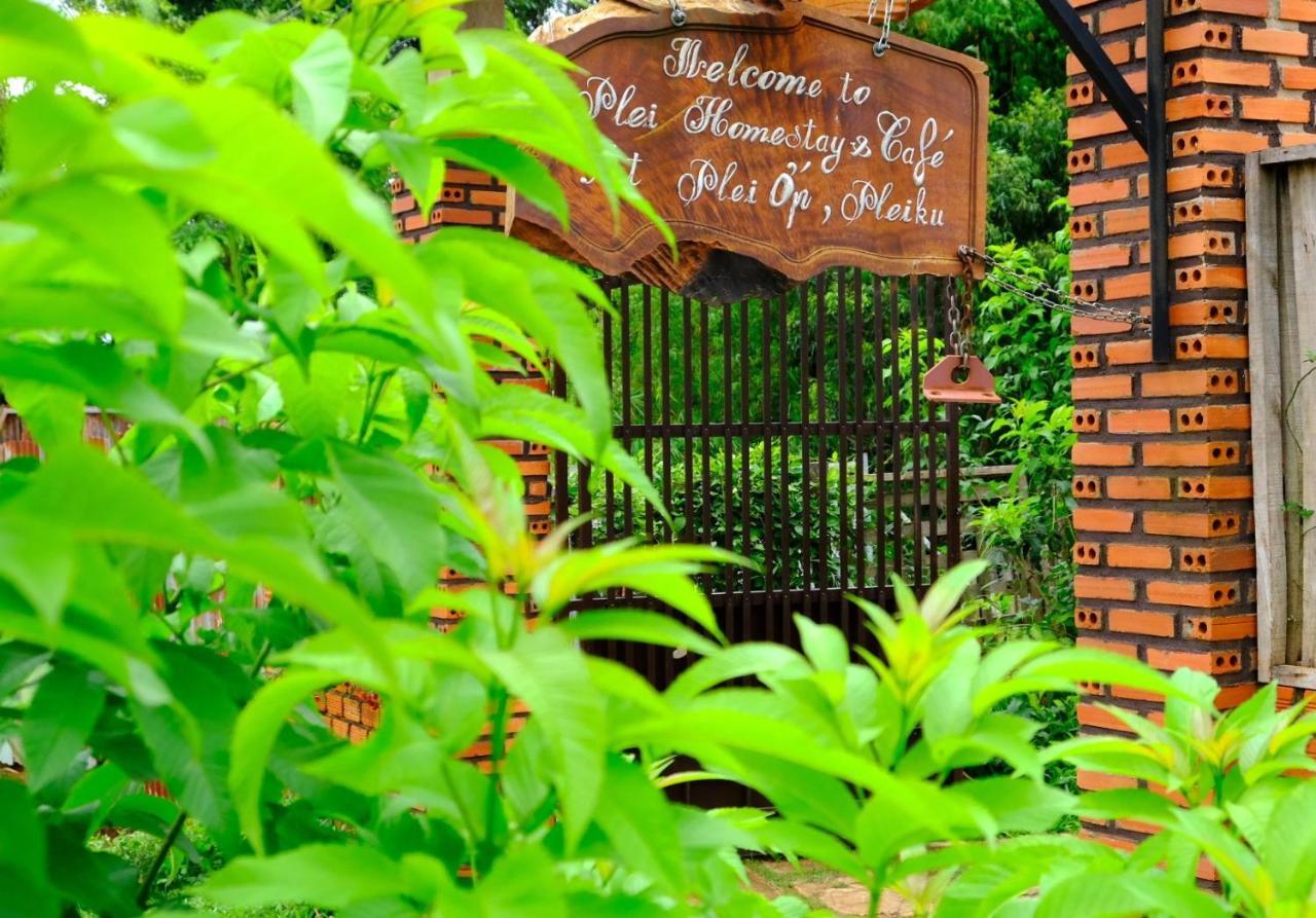 Plei Homestay & Cafe Pleiku Exterior photo